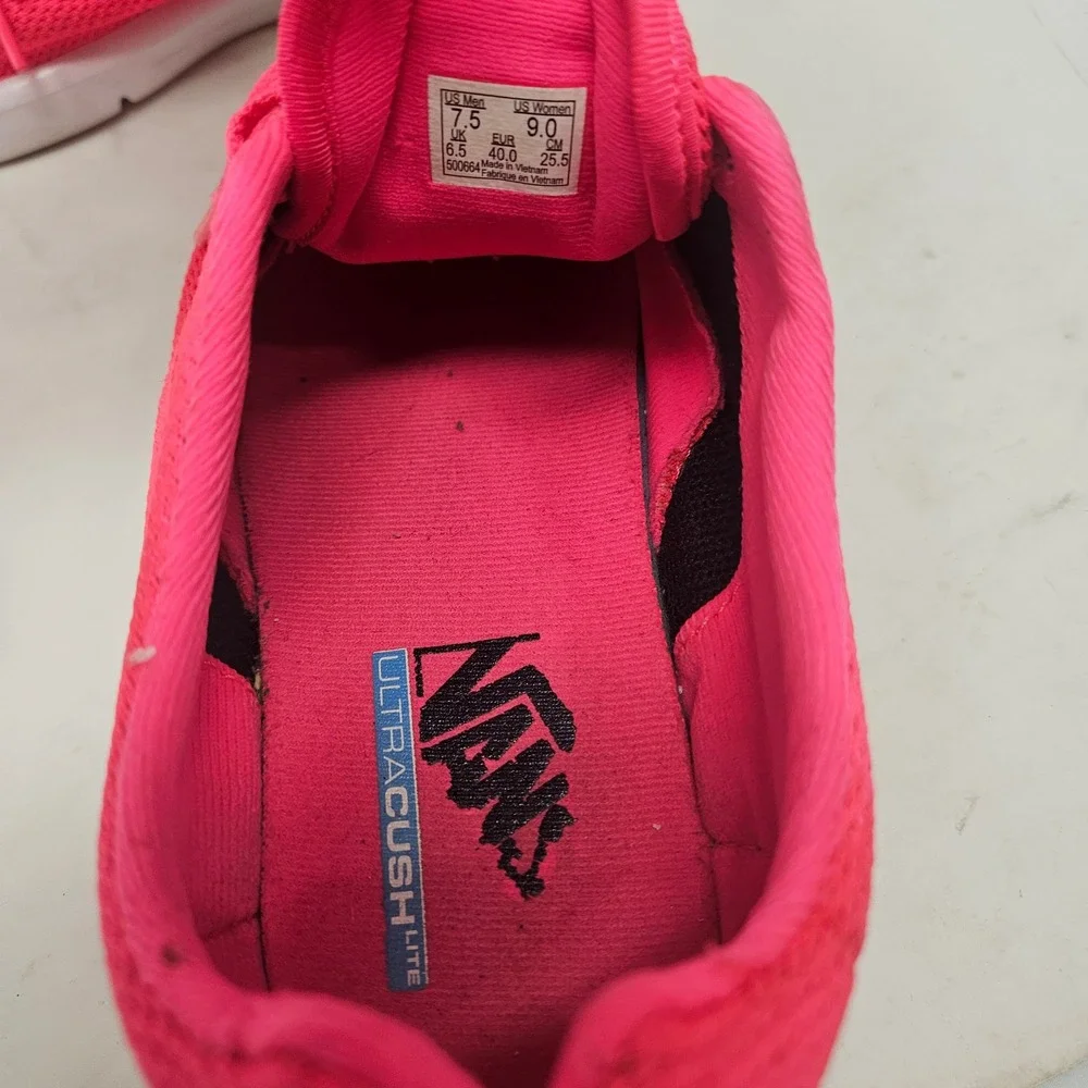 Vans ISO 1.5 Neon Pink Mesh Sneakers Low Top UltraCush Lite Mens 7.5 Womens 9